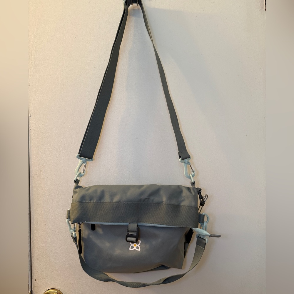 Sherpani Viso Foldover Bag